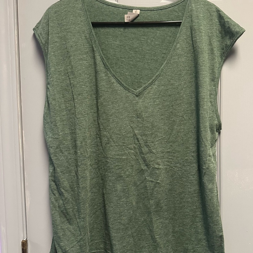Next Level Apparel Heather Green Muscle Tee